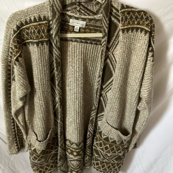 Lucky Brand: Cream/Olive Green Cardigan- warm/cozy- L - Picture 15 of 16